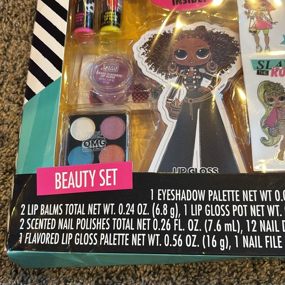 L.O.L. Surprise! Doll Beauty Set New in Box (box wear)   OMG POC Black Brown LOL - Picture 7 of 9